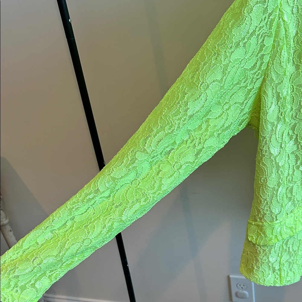 Torrid Neon Lace Women's Blazer, Size 1X, New with tags - Picture 4 of 6